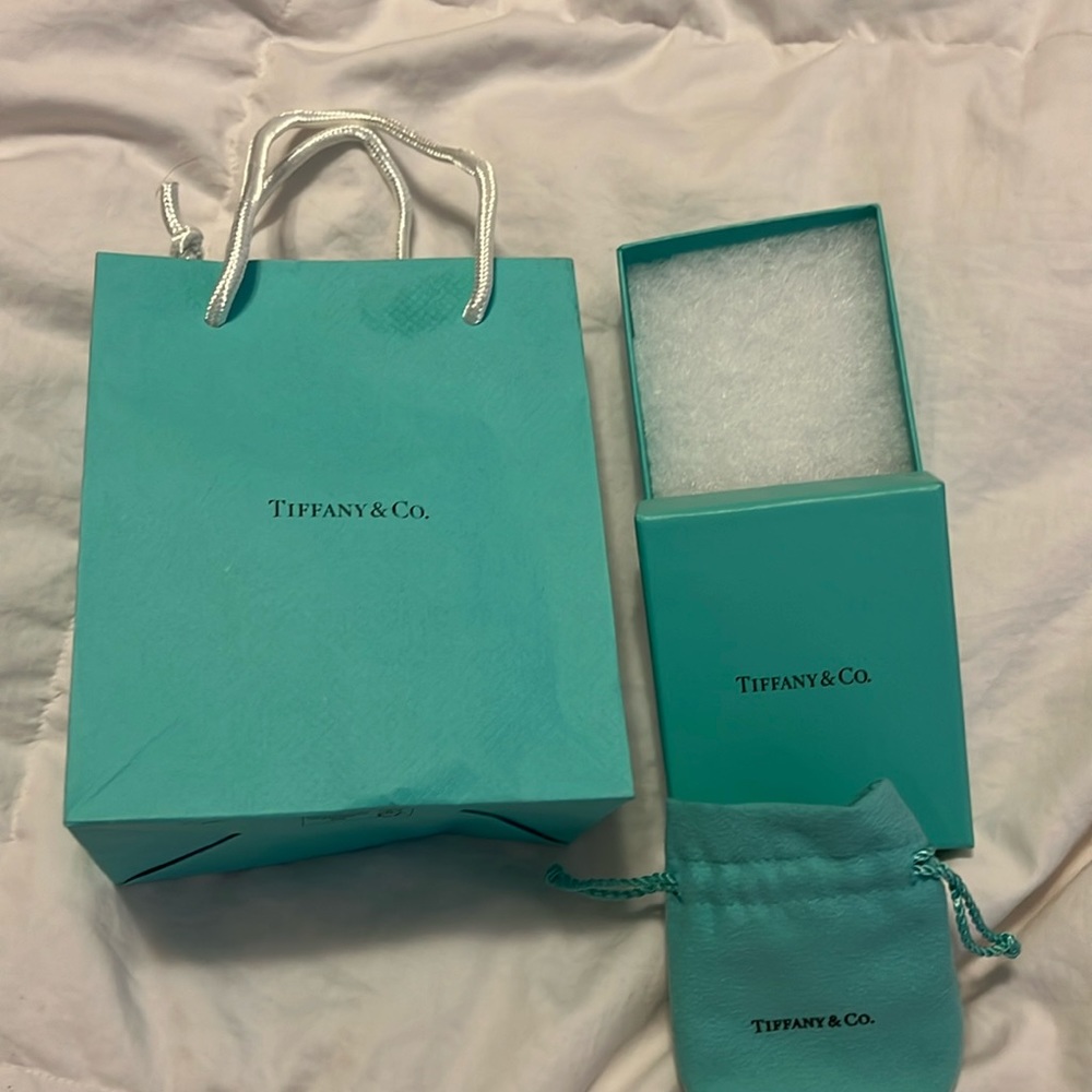 Tiffany & Co Gift Bag, pouch and box - Original